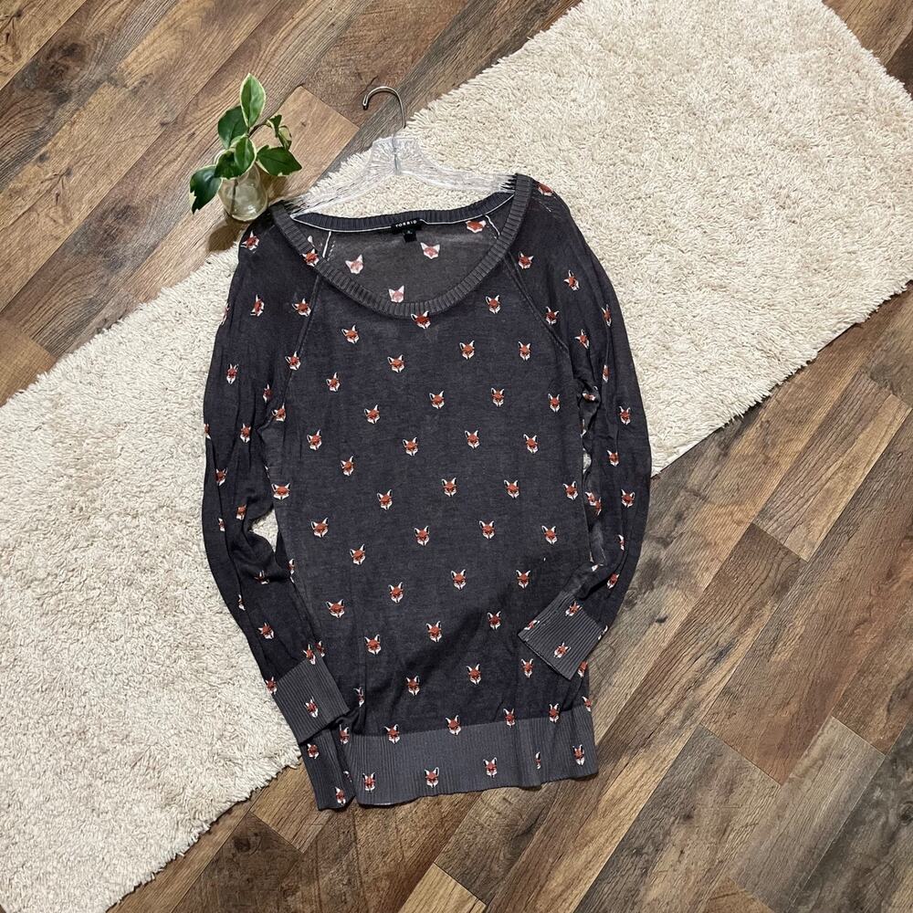 Torrid Size 0X Gray Fox Print 100% Rayon Scoop Neck Raglan Pullover Sweater